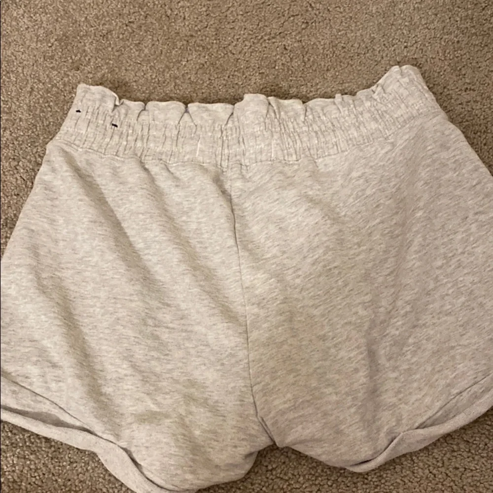High Rise Comfy Shorts!! - Picture 3 of 4